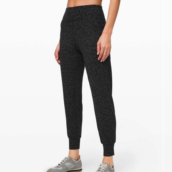 lululemon athletica Pants - NWT Lululemon Align Jogger Formation Camo